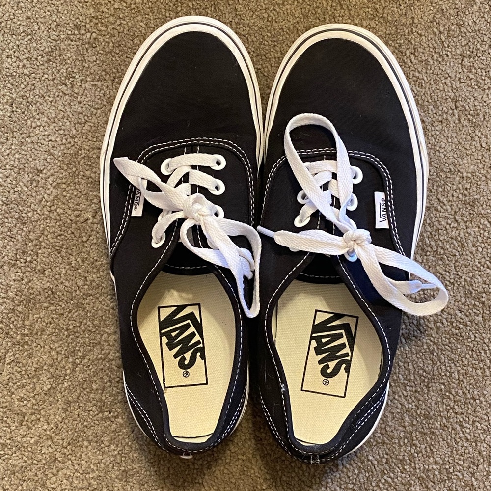 Vans Shoes. Unisex: men’s size 5.5, women’s size 7.